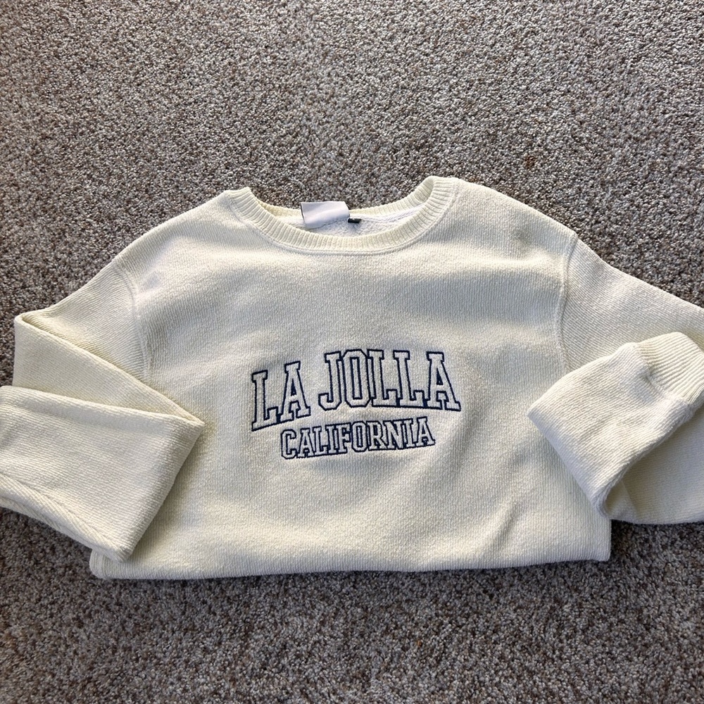 Authentictic Old Money Sweater